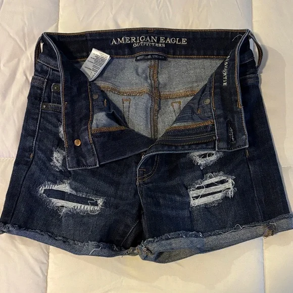 American Eagle Outfitters Ripped Jean Shorts - Dark Wash Denim size 4 - Picture 2 of 4